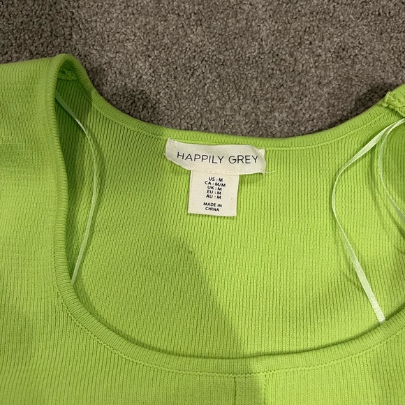 Neon Green Ribbed Crop Top - Picture 2 of 2